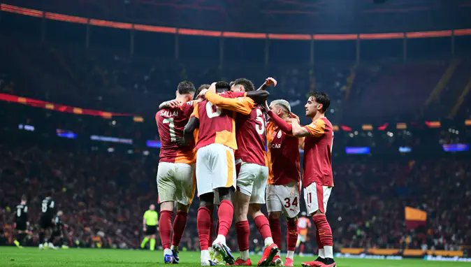 baycoskun's tweet photo. Galatasaray destanı 

Juventus'u 5-2 yendik

#GSvJUVE https://t.co/U083FBOBLd