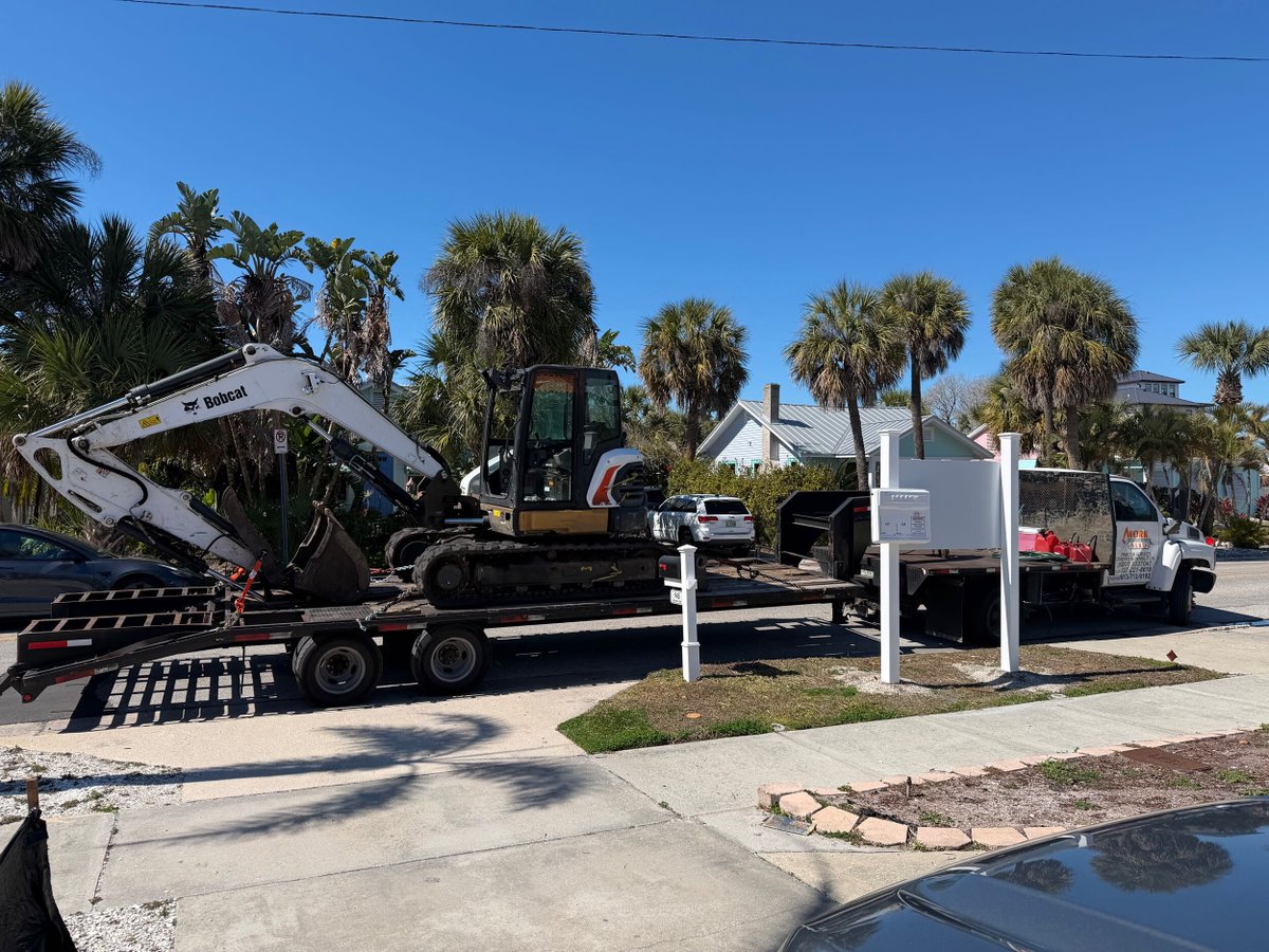 NelsonConstReno's tweet photo. Demo Day at our project on Clearwater Beach! Excited to start building this beautiful coastal home that will be much safer during hurricane season.  #demoday #clearwaterbeach #realestate #contractor #nelsonconstructionrenos #designbuild #coastal #dreamhome https://t.co/2lsvqqYMiS