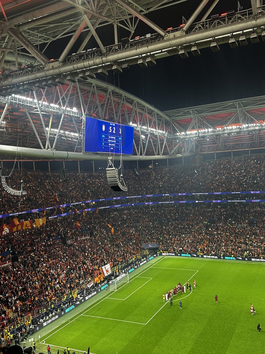 𝐌 𝐄 𝐑 𝐓 tweet media