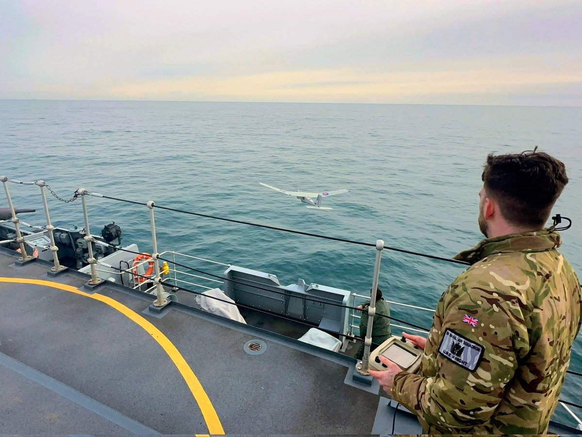 HMSStAlbans's tweet photo. Hermes Flt, 814 NAS has been conducting trials with the PUMA AE aboard HMS St Albans-pushing the limits of uncrewed aviation at sea. The PUMA system enhances surveillance, reconnaissance, and force protection capabilities while reducing risk to personnel.
#814NAS #RoyalNavy #RPAS https://t.co/kSKNUfuCA2