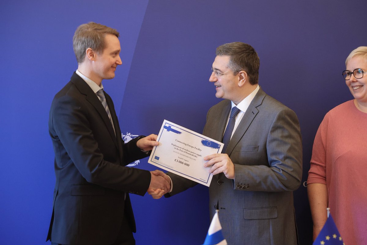 Apostolos Tzitzikostas tweet media