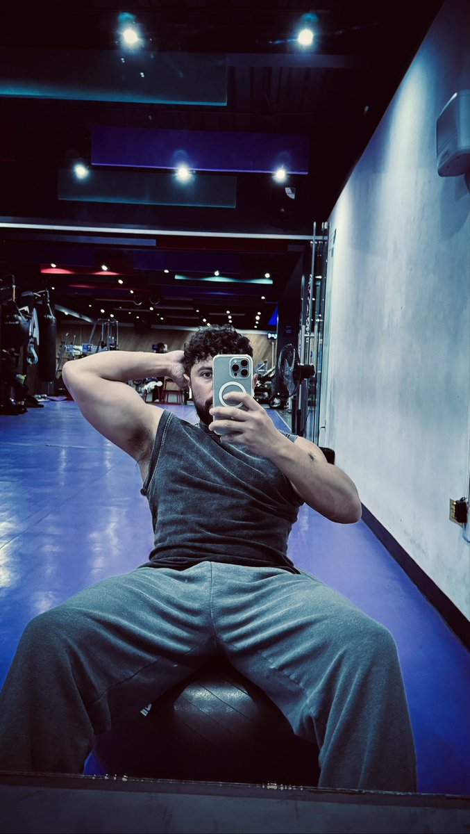 ♔ V A N P A T T O ♚ tweet media