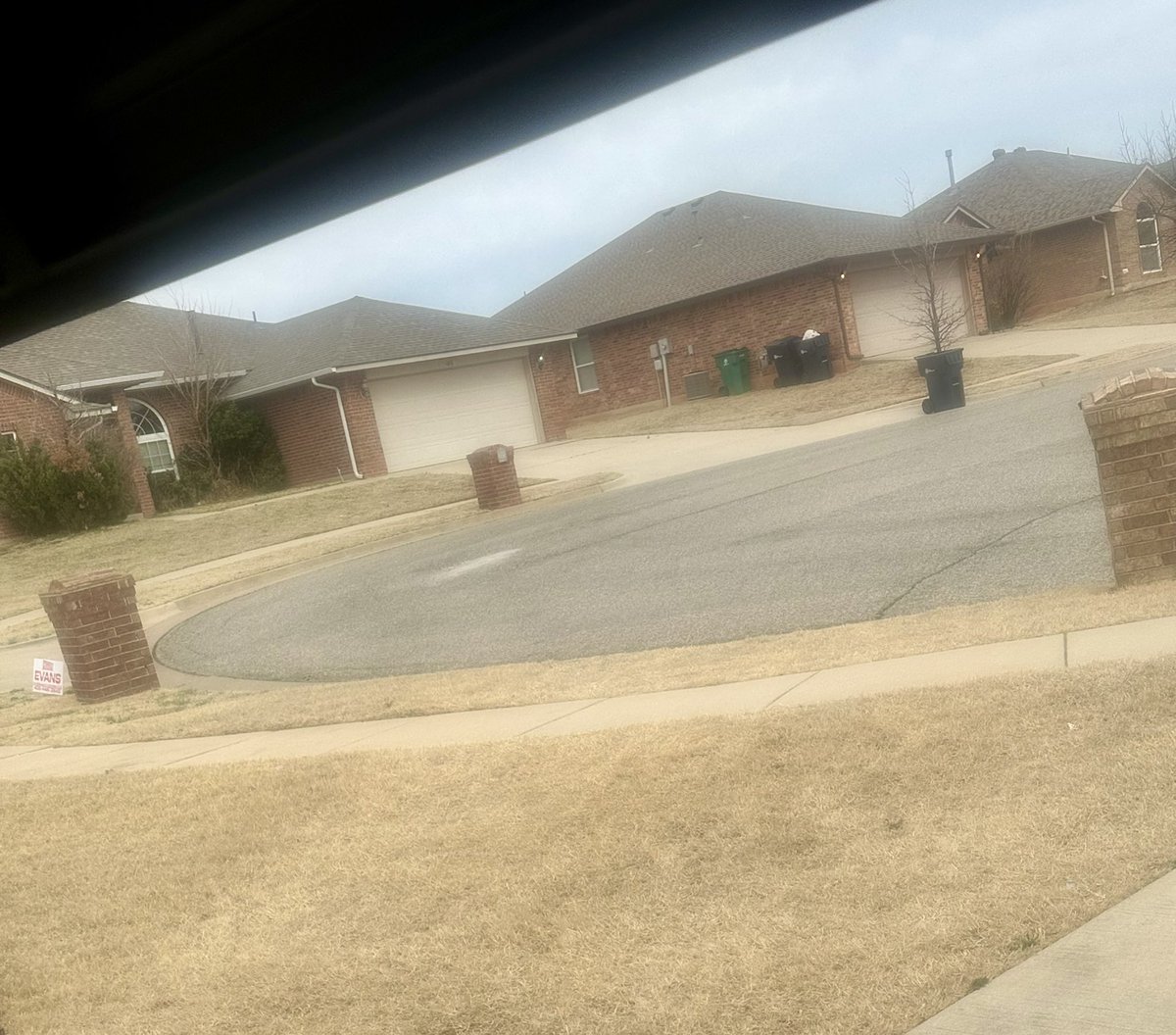 Redd57736482's tweet photo. @notcapnamerica my second purchase and now I’m living in my third purchase one house over from my second purchase and again I’m gay and no drug money used didn’t have to escort. Gay and I work. Straight men still living off BM. Gay and happy 😉 15 yrs later 👅 https://t.co/nz9CjK0S5y