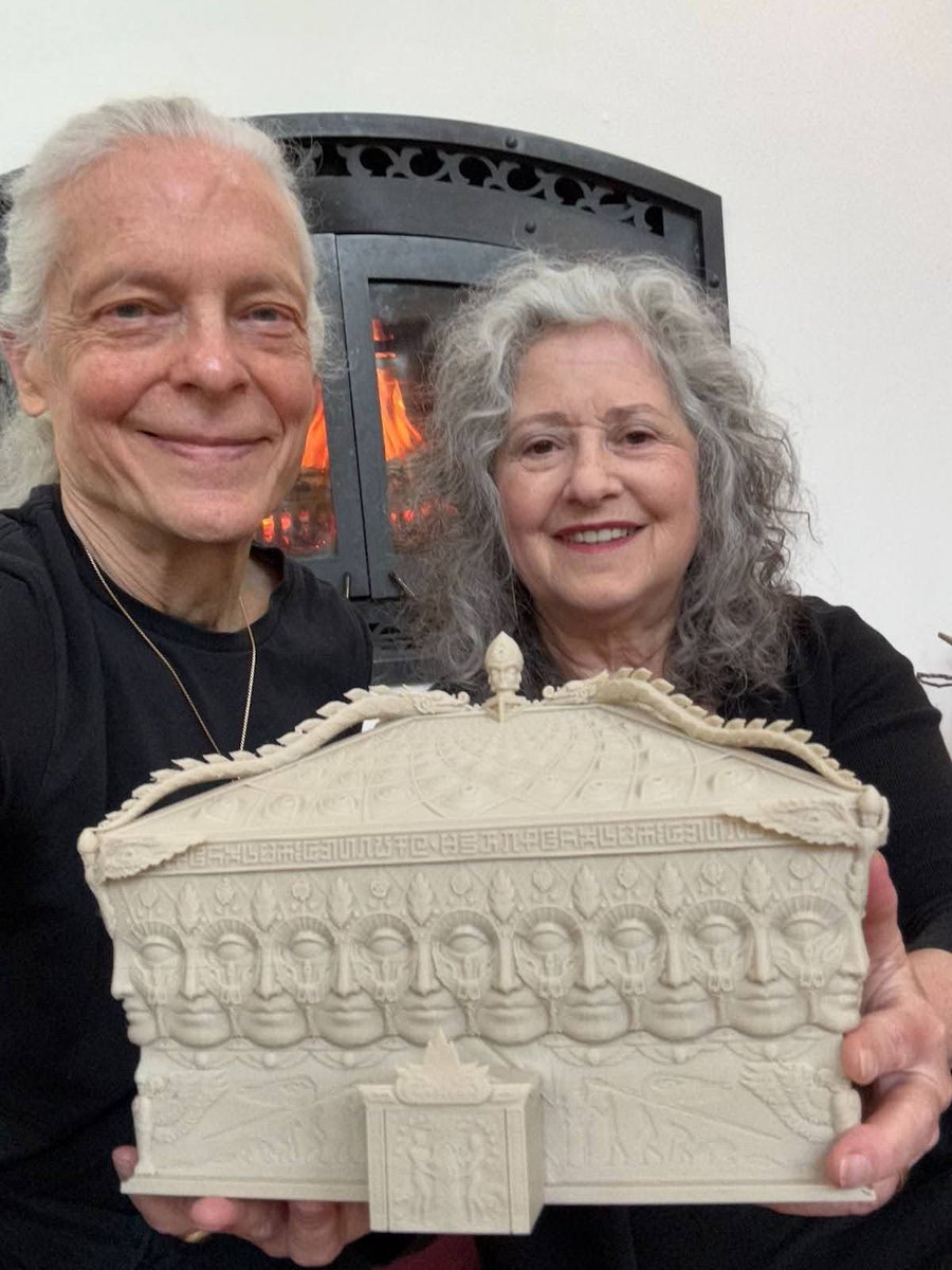 Alex Grey tweet media