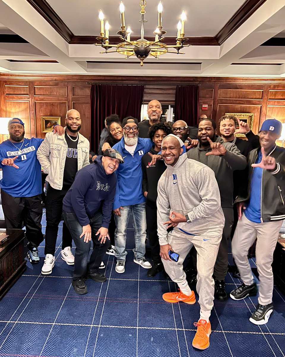 Jean Baylor tweet media