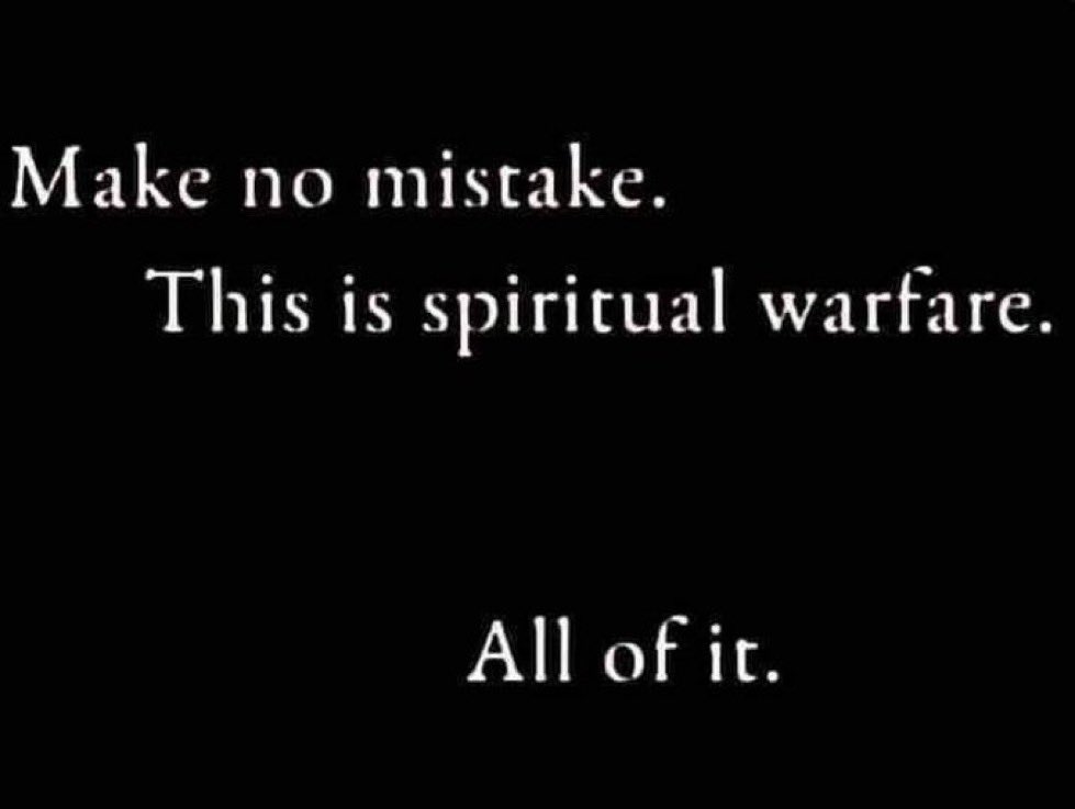 𝔔𝔲𝔢𝔩𝔩𝔢 tweet media