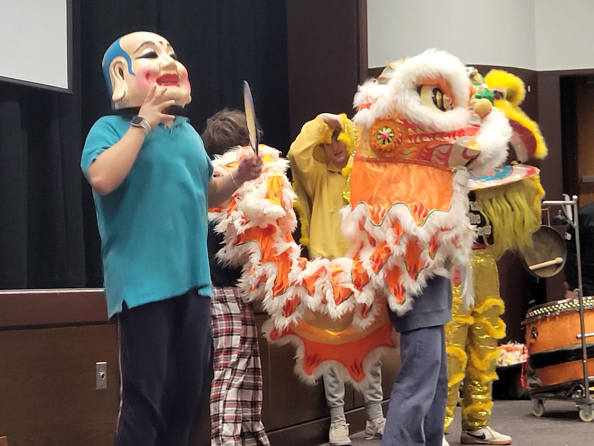 wh_studentlife tweet media