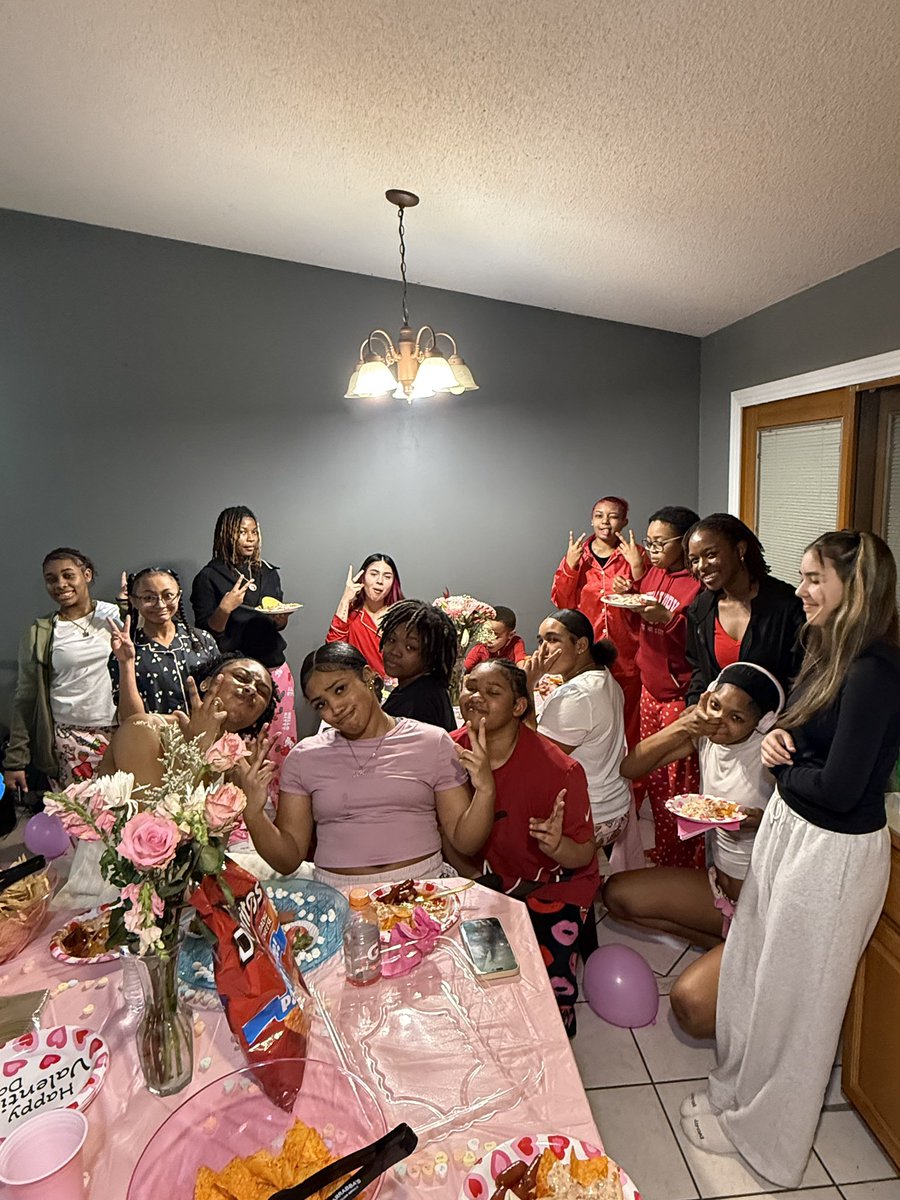 Southeast Lady Buff Basketball 🏀 tweet media