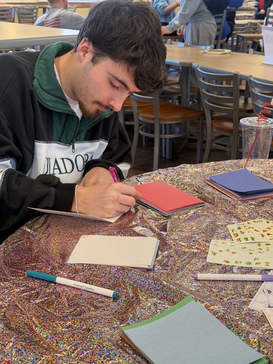LaGrangeCollege's tweet photo. Happy Mardi Gras! Keep the good vibes going by spreading kindness to others: a word of encouragement, making a craft or just being there to listen. Make a positive impact on someone today.
#NationalRandomActsofKindnessDay #MardiGras https://t.co/EgTWI8THqw
