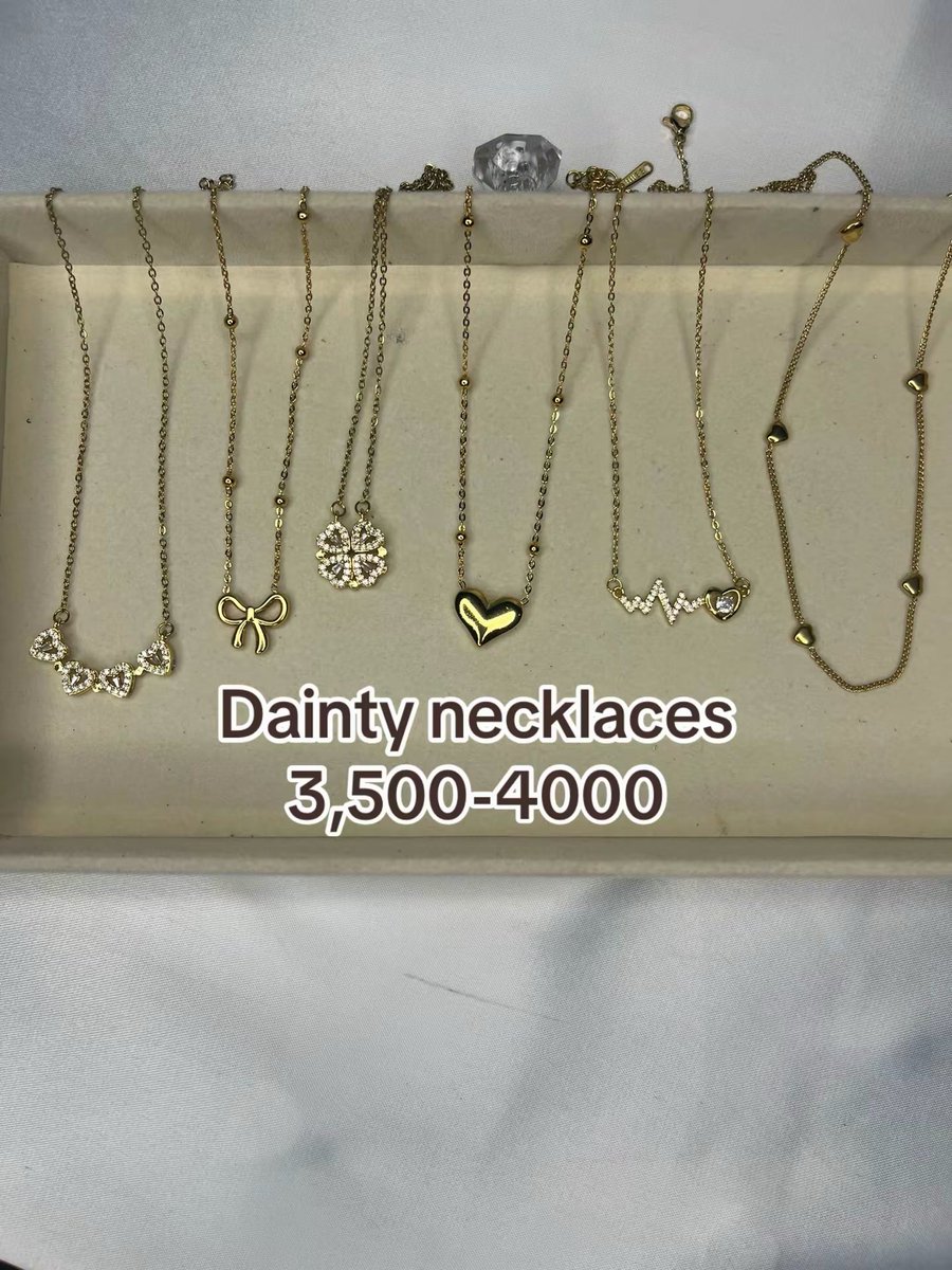 Zurielle_ng's tweet photo. Jewelry pieces you’ll never want to take off ✨

Which one is your favorite?
Send a DM to shop 🤍 https://t.co/eb7F0tOr8x