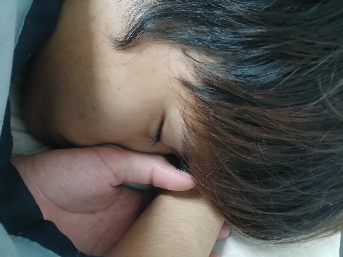 tiuuvy's tweet photo. เมื่อไหร่น้องเจมส์จะกลับมานอนด้วย 🥺 https://t.co/WAp4PJZMxV