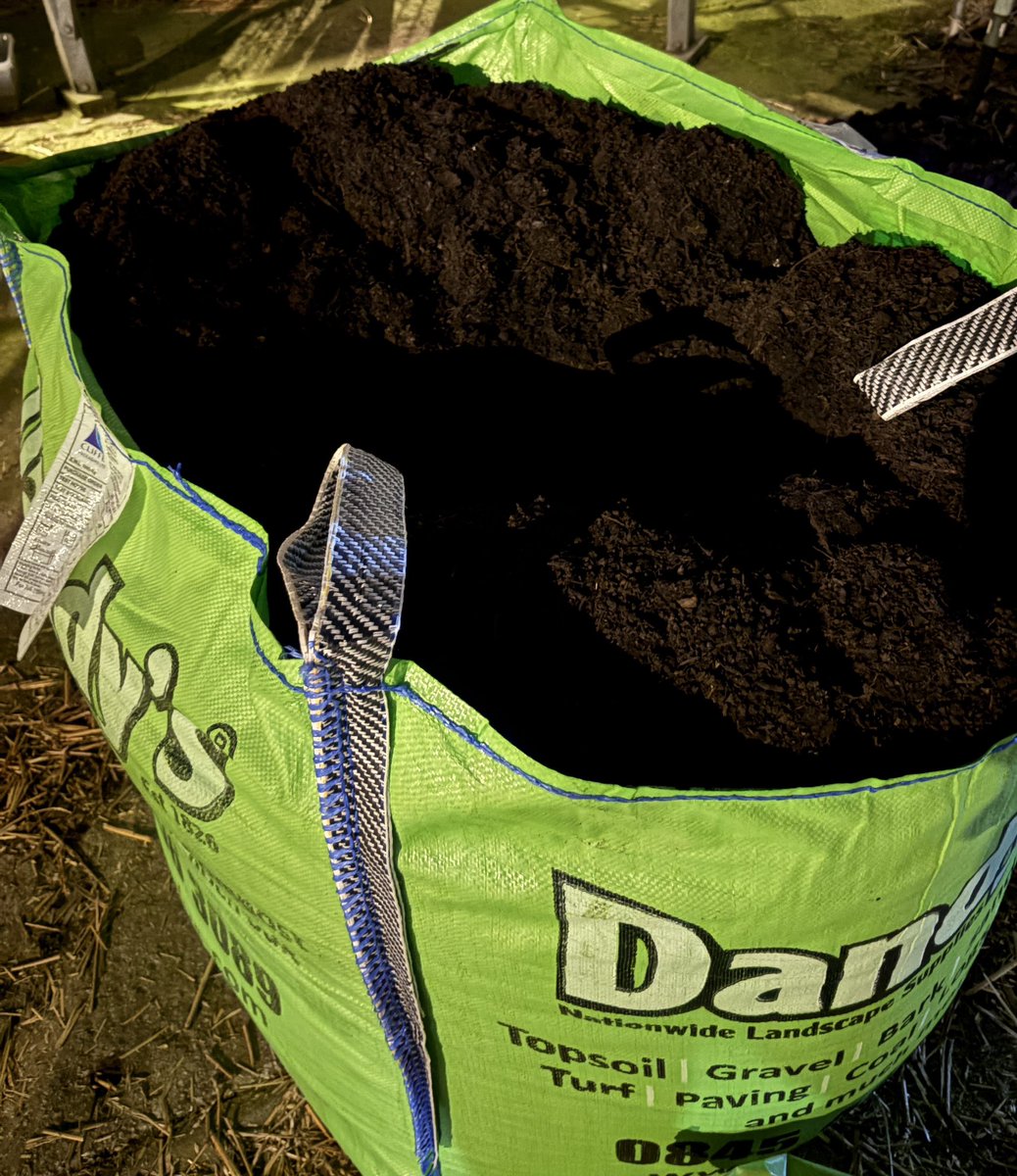 Jan Walton (Deva Durocs) tweet media