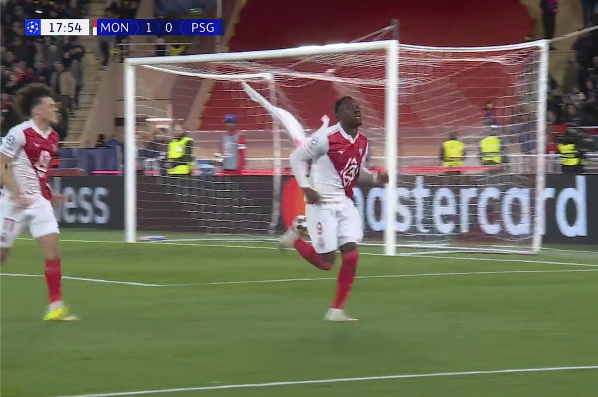 😂😂😂😂 Goooooaaaaaaallllll. 
Monaco 2 - 0 PSG