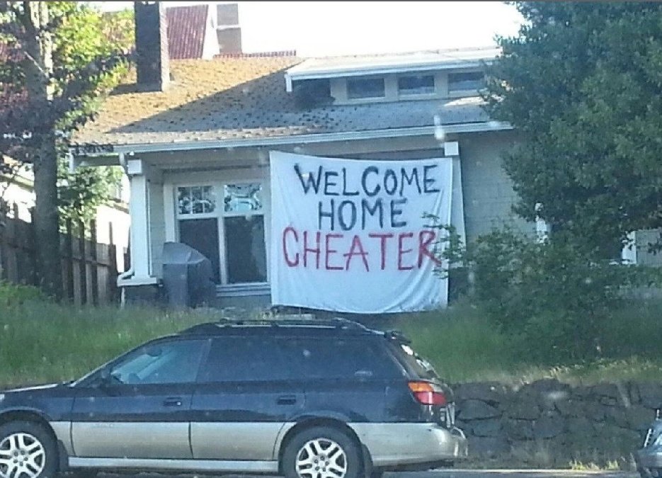 nekochuofficial's tweet image. Mfs swapping to Overwatch for the Fika awards