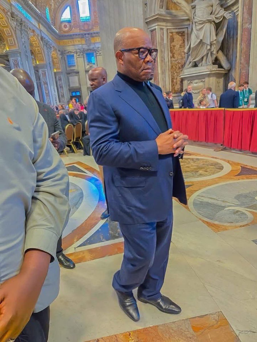 CrownprinceCom2's tweet image. Would you agree with me that Godswill Akpabio is a disaster to Nigeria Democracy?