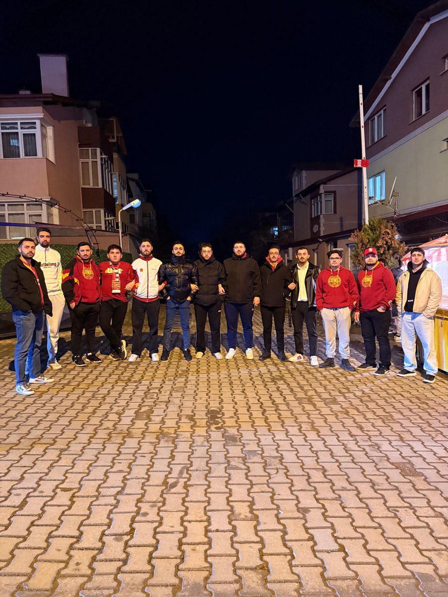 GALATASARAY'IN HEDEFİ AVRUPANIN EN TEPESİ !

#ultrAslanUNI