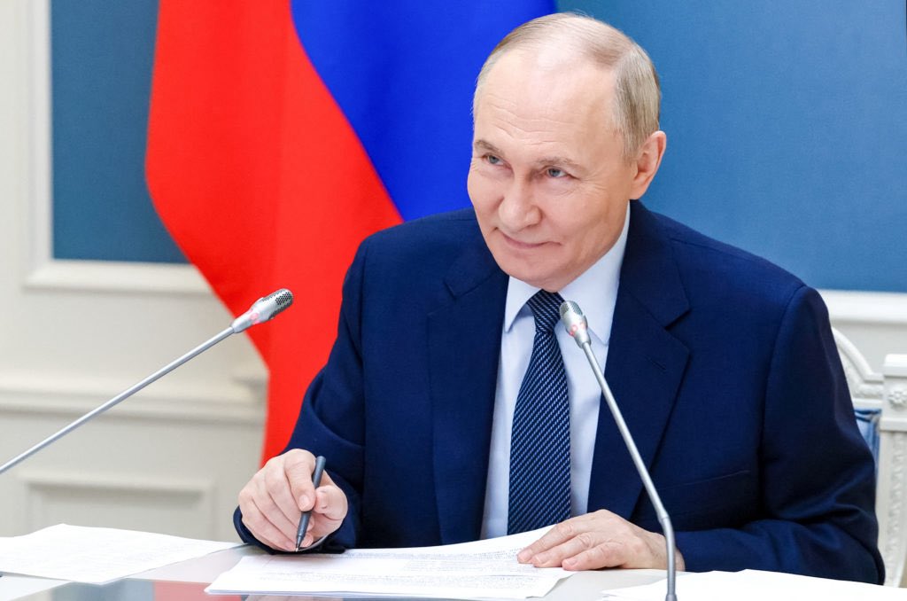 Do you think President Vladimir Putin is a strong leader ?

A) 25%
B) 50%
C) 75%
D) 100%

How many percent do you agree  ?

Follow <a href="/Marco_rubio_Q/">MARCO RUBIO Q</a>