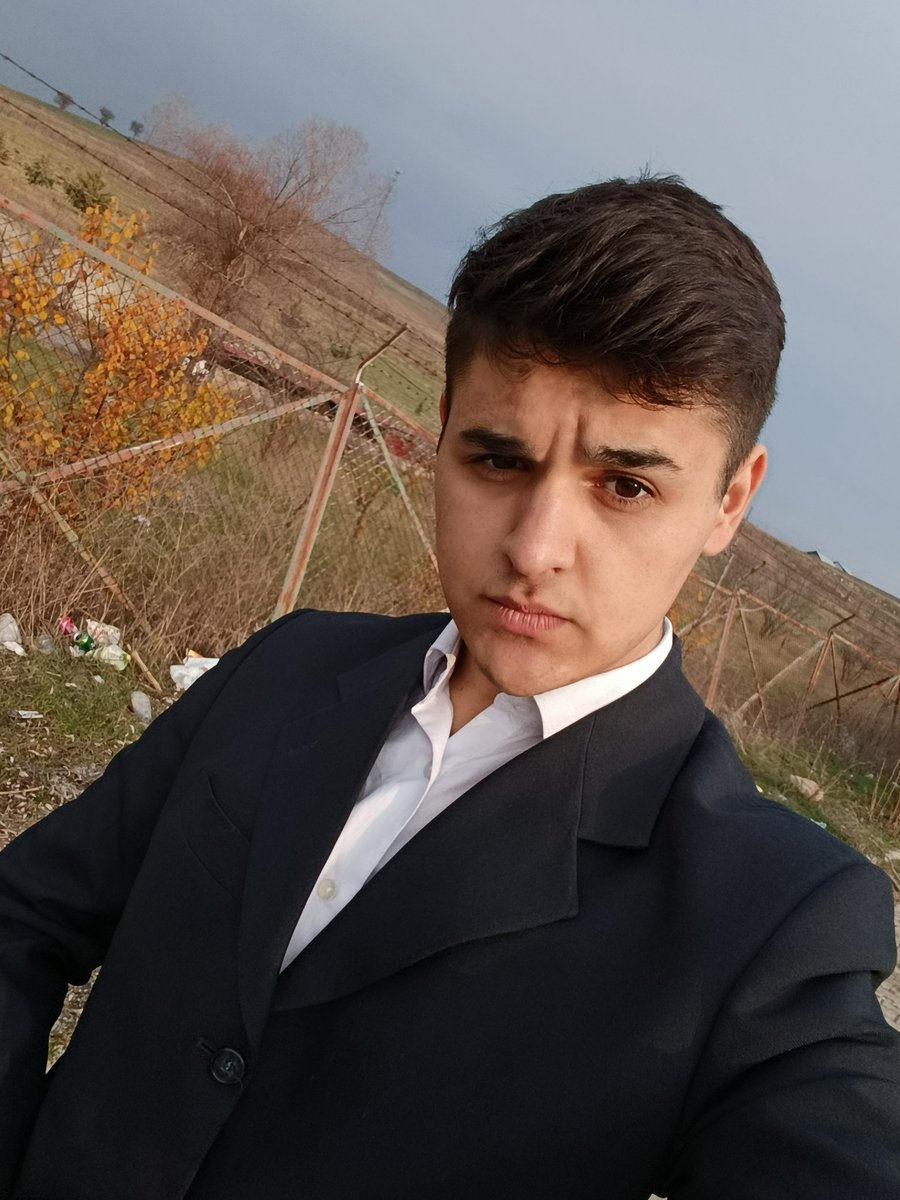 h35236029's tweet photo. @juventusfc Çaktık diğer maçı kazanırsak aynısını atacam juve sol bek olarak göreve hazırım 😇😇 https://t.co/fKwhHrWBNJ