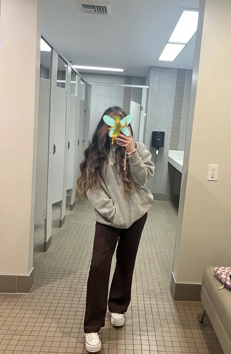 me 🤝 sweater weather
