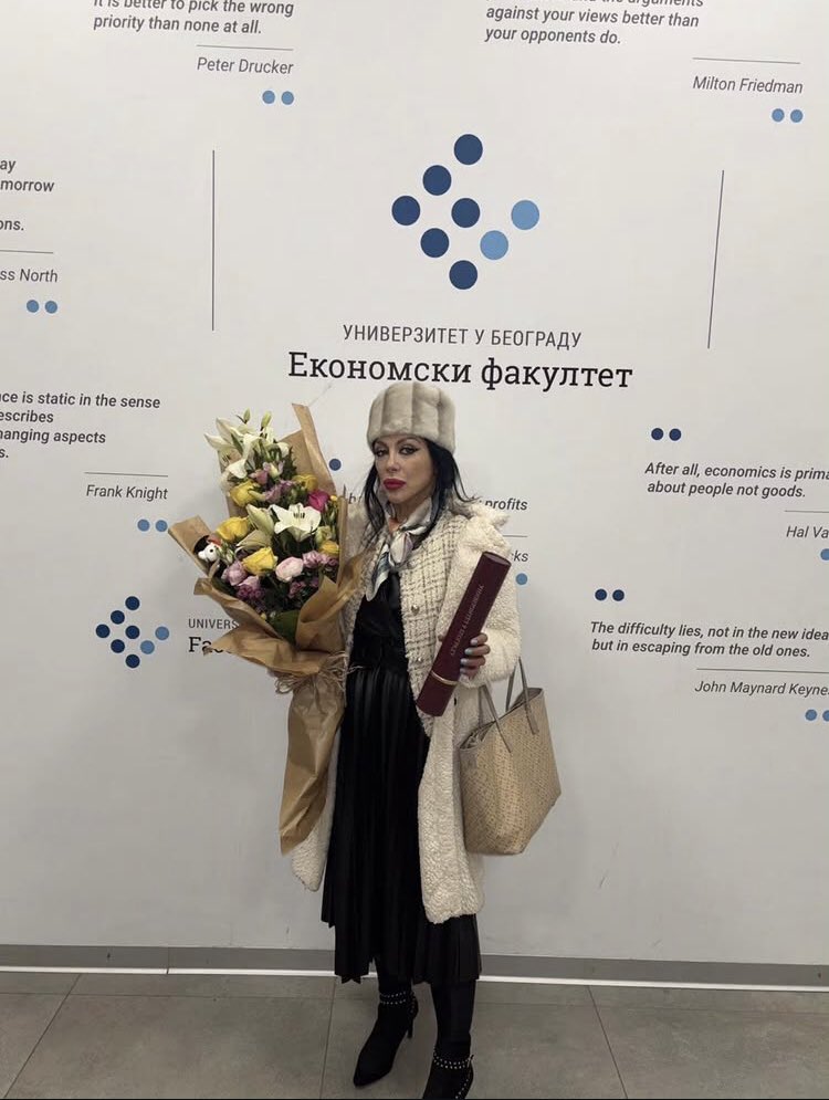 zvijezda propalica tweet media