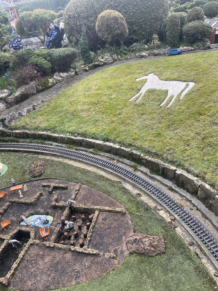 Richard Jones tweet media