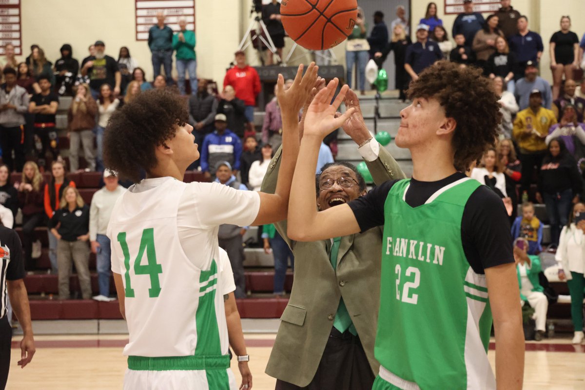 StCharlesCitySchools tweet media