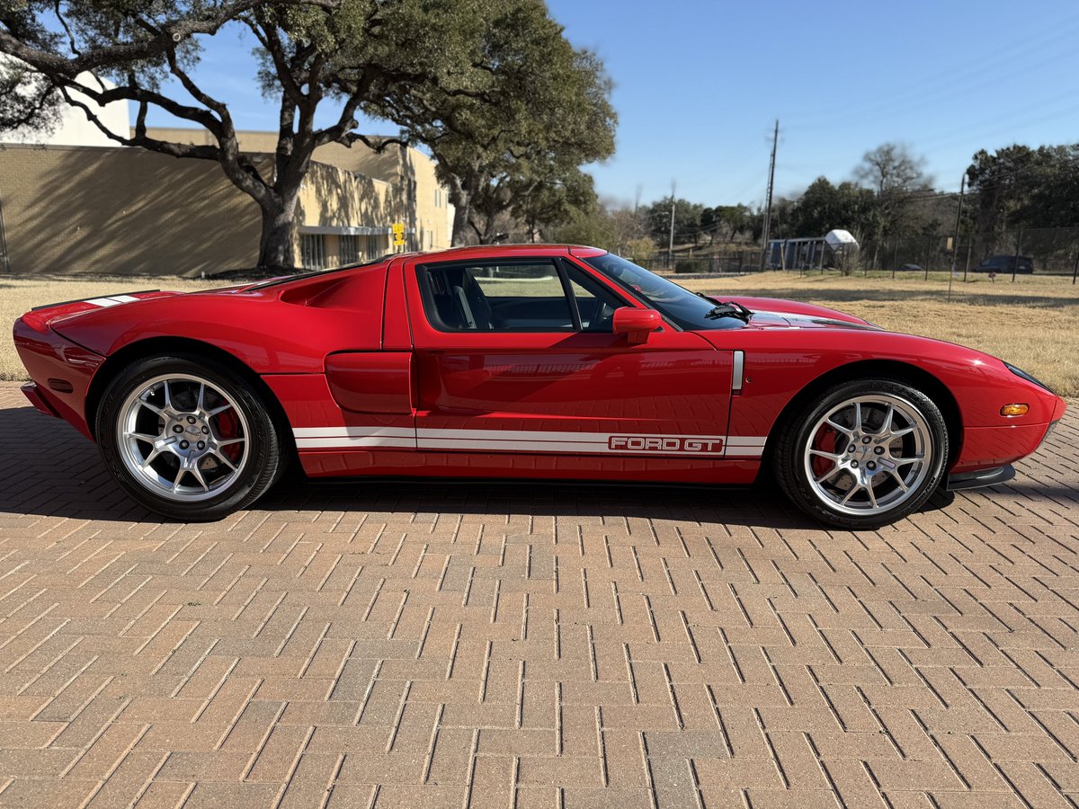 BrenzGarage tweet media