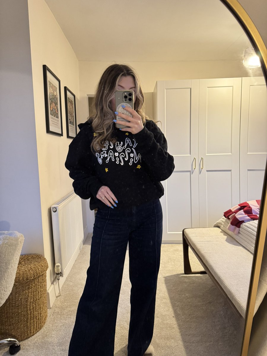 𝐊𝐚𝐢𝐭 𝐑𝐨𝐦𝐚𝐧𝐨𝐟𝐟 💛 tweet media