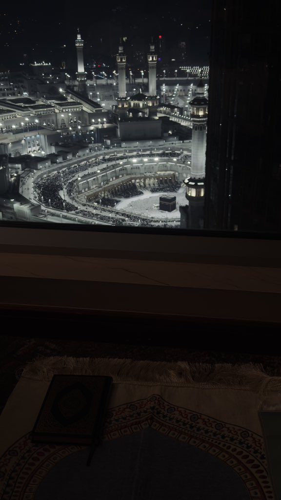 _ola1997's tweet photo. حققت أعظم وأكبر أمنية  ♥️
كانت الأعظم والأولى من أمنياتي ودعواتي في كل وقت وحين 🙏🏻

اللهم لاتجعله اخر العهد منا لزيارة بيتك 🙏🏻
الحمدلله رب العالمين حمدًا كثيرًا طيبًا ♥️ https://t.co/GQSVDGiiy3