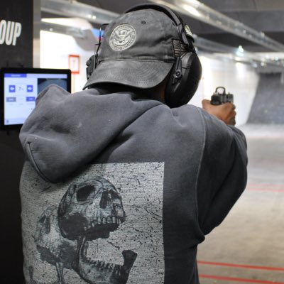 Delaneylogic's tweet photo. #NewProfilePic https://t.co/JbyACvoELl