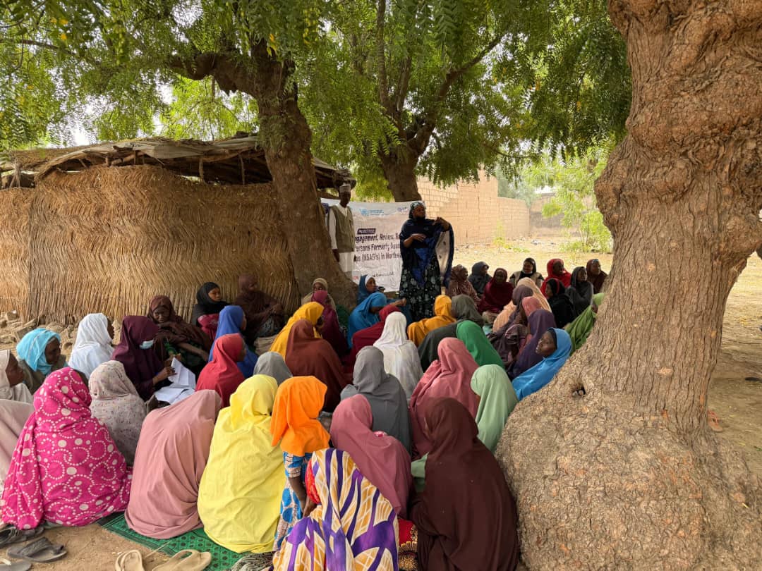 Allaminforpeace's tweet photo. Allamin Foundation for Peace and Development continues to strengthen community-led peacebuilding through inclusive outreach by #COWOMF and #CATJ in Gomari, Bama LGA, #BornoState.
@UNDPNigeria #EU @IOM_Nigeria @UNODC @UNICEF_Nigeria @whatthewomensay https://t.co/XYgUt2ZRg8