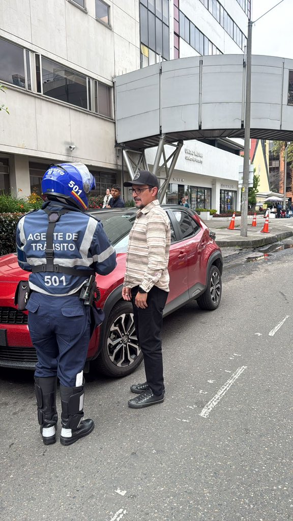 Movilidad Bogotá tweet media
