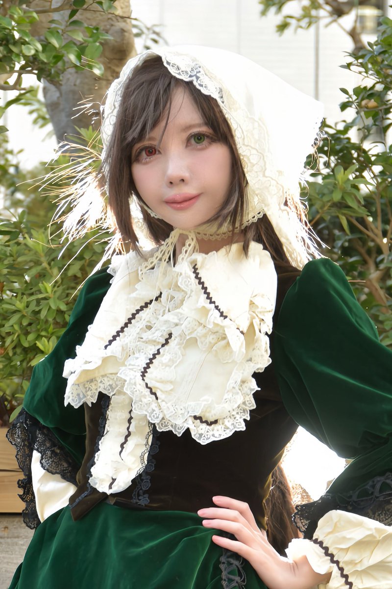 あっ！チビ人間！🌿
…普段寝坊助野郎の癖に
　早起きなんて珍しいことも
　あるもんですぅ……

Ah, you tiny human!! 🌿
For someone who’s usually such a sleepyhead,
it’s quite a rare sight to see you
up this early… desu.

☕️おはようございます😸✨🌹

photographer⇨<a href="/d200user/">ぐっち現在新規受付停止中</a> 様