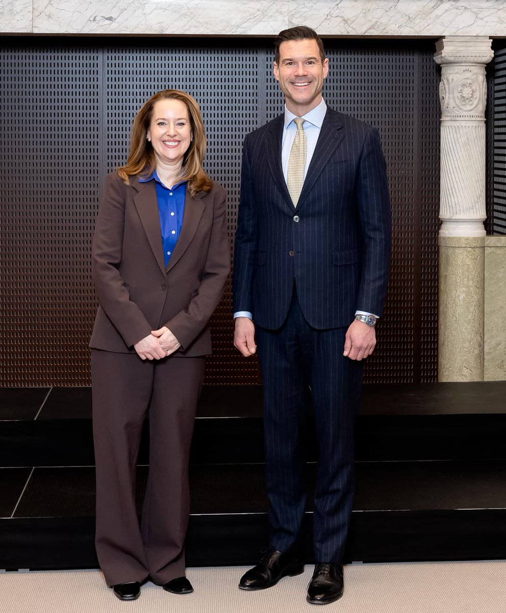 Amy Pope tweet media