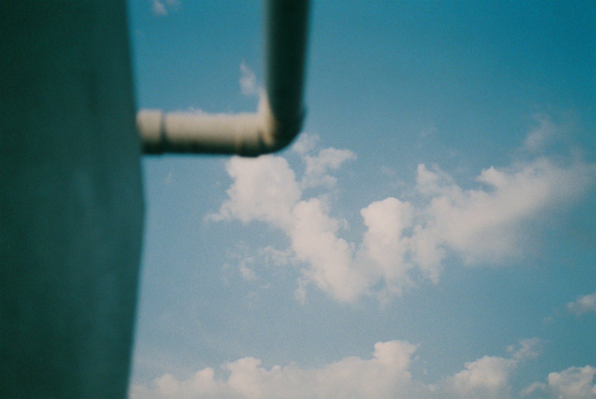 そのままの青さで