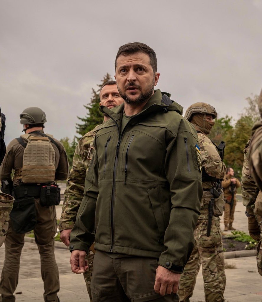 Zelenskyy: Ukraine will not agree to a peace deal that involves Ukraine withdrawing from Donbas and handing it over to Russia.