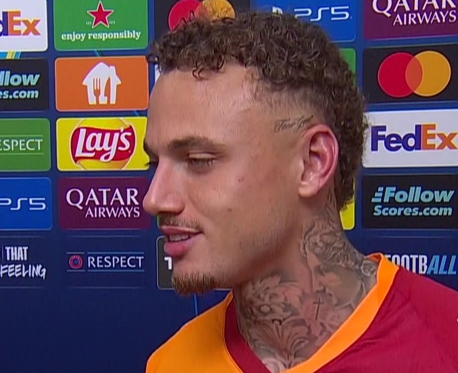 OLUM  BİZ NE ALMIŞIZ LAN BÖYLE.!!!!!
GALATASARAY  5
JUVENTUS          2

NOA LANG  2 GOL ⚽️⚽️