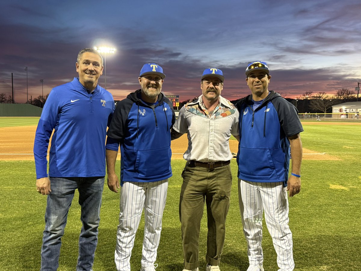DrBrentRingo's tweet photo. Singer/Songwriter Bart Crow in attendance to sing the National Anthem 🇺🇸 at the 1st Tivy baseball game of the season. #TFND #KISDinspires  The future is 🌟 bright in @kerrvilleisd! @TIVYHS https://t.co/lqi46I2wXL
