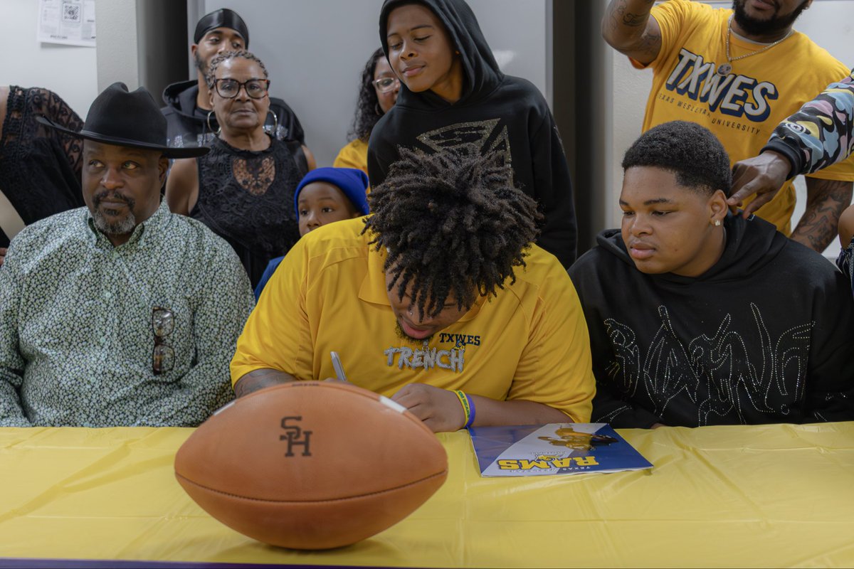 Sam Houston Texans Football tweet media