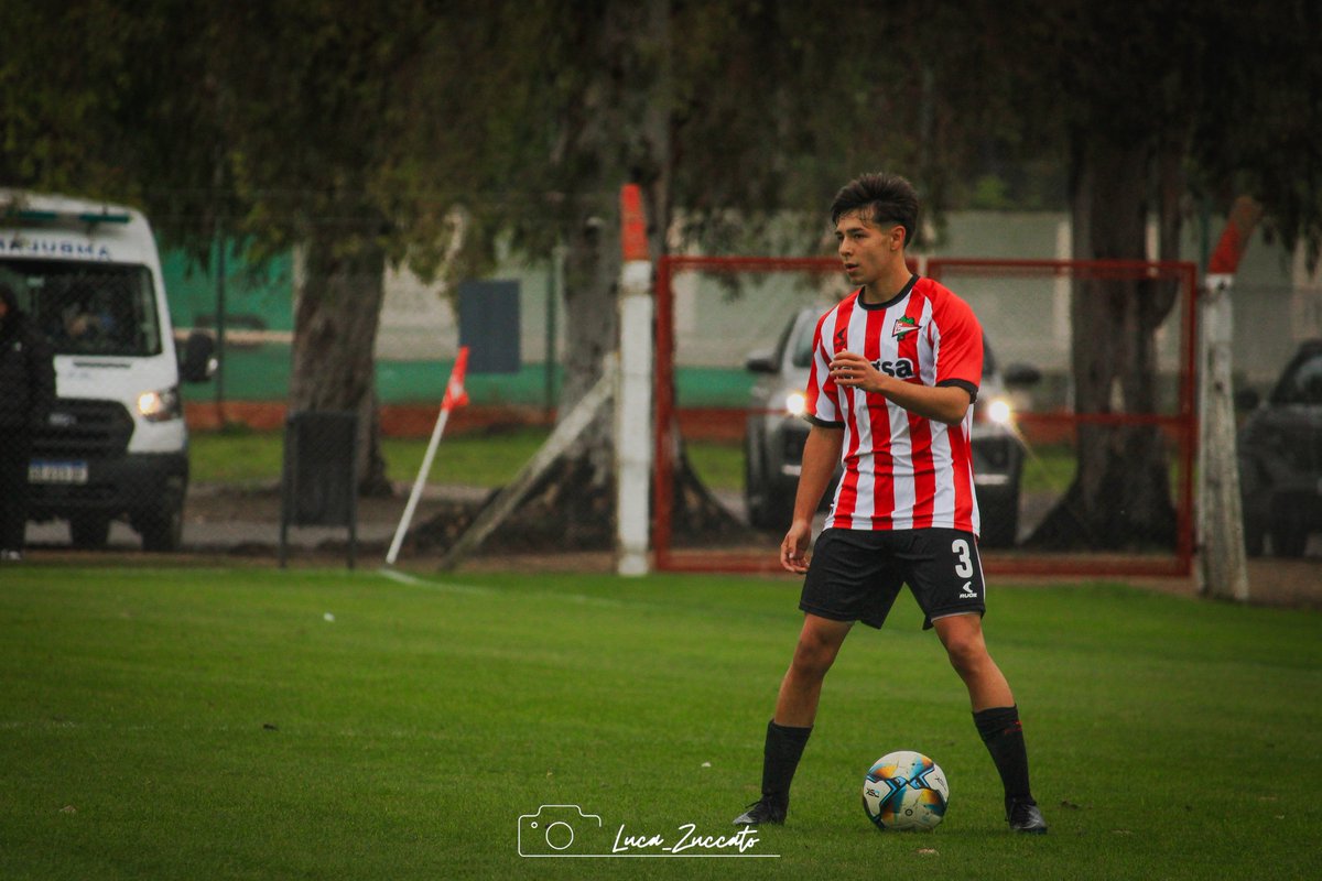 Juveniles Pincha tweet media