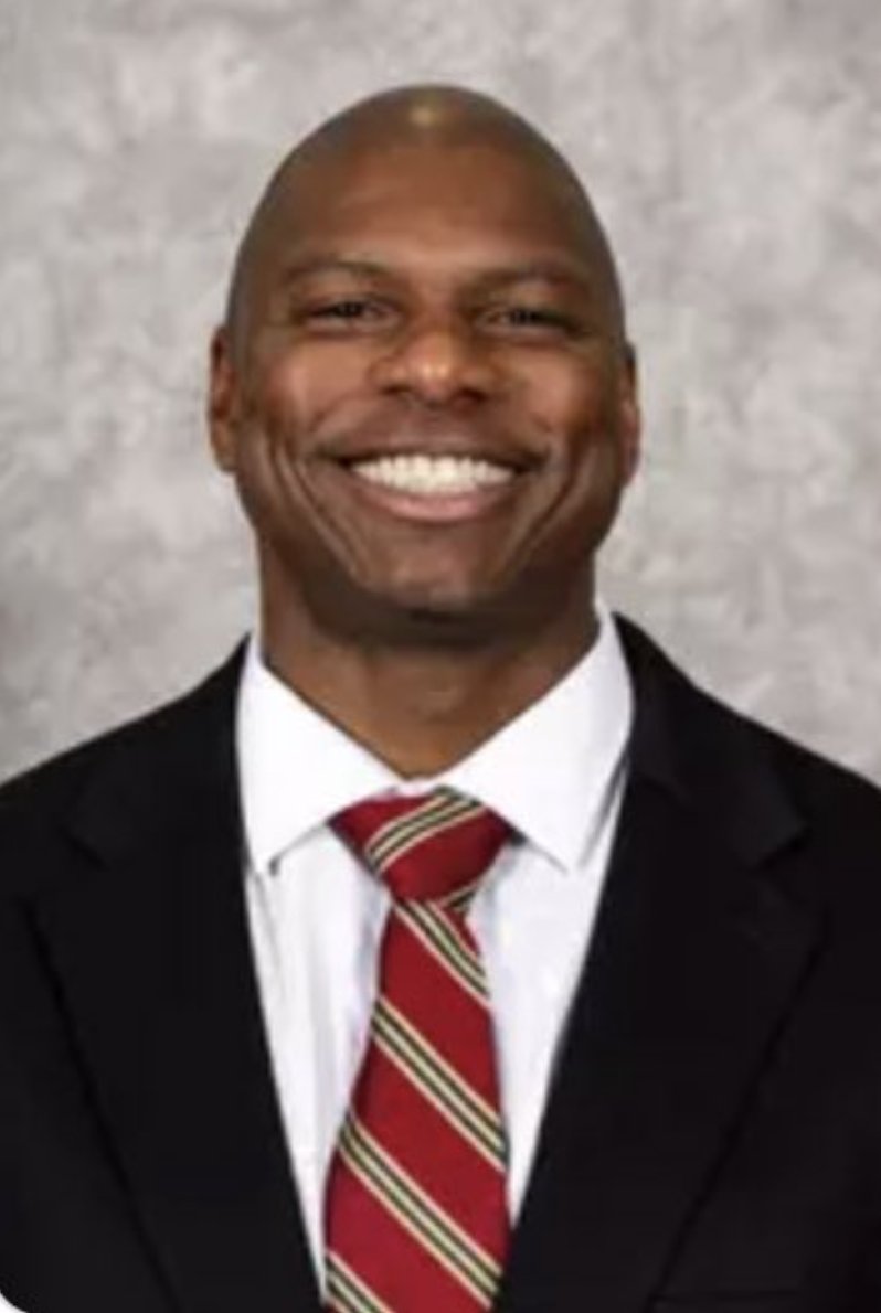 Pete Thamel tweet media