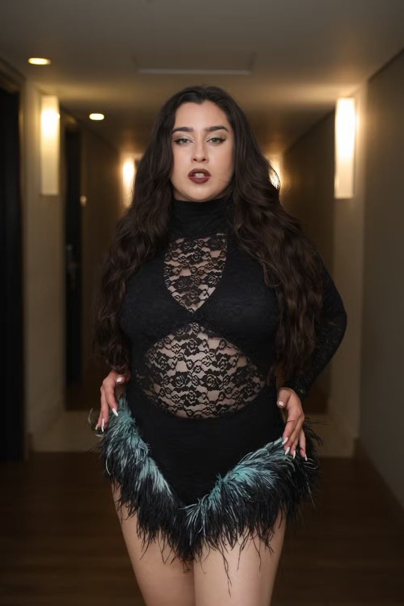 spinorbinmusic's tweet image. Lauren Jauregui looks absolutely amazing in new photos — confident, radiant, and effortlessly cool. ✨🔥

#LaurenJauregui #Stunning #NewPhotos #StarPower