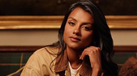 inhaling these Hr x bridgerton crossovers like black tar heroine