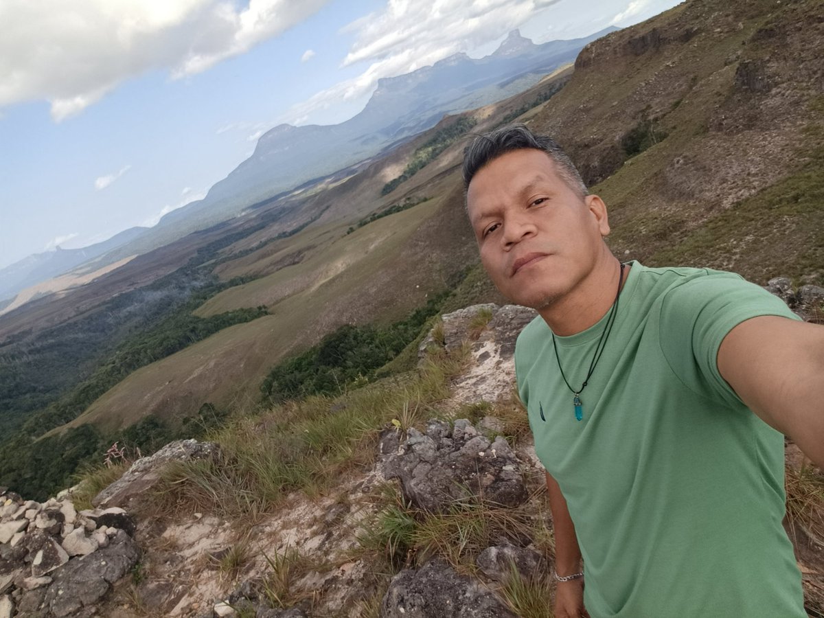 🔥-𝕽𝖆𝖑𝖊𝖝𝖆𝖓𝖉𝖗𝖔-🔥 tweet media