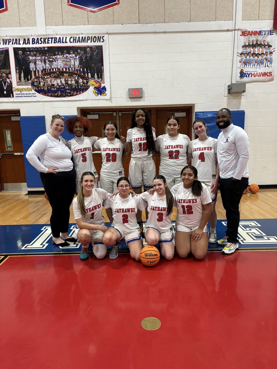 jennalusby13's tweet photo. All good things must come to an end , but some you just wish could last forever. Forever proud of the lady jays ! 💙🏀♥️ https://t.co/10WKXr2S3X