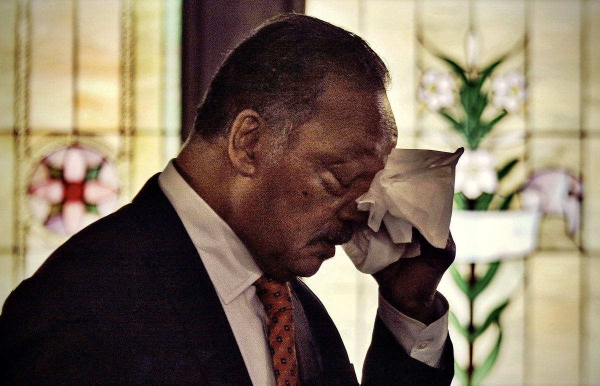 Kelly Kerr tweet media