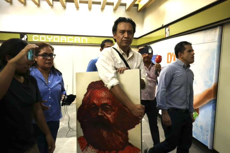 PerradeBelsen's tweet photo. A Marx ya lo cargó el payaso, y me refiero a Karl. https://t.co/BNgnORYbZl