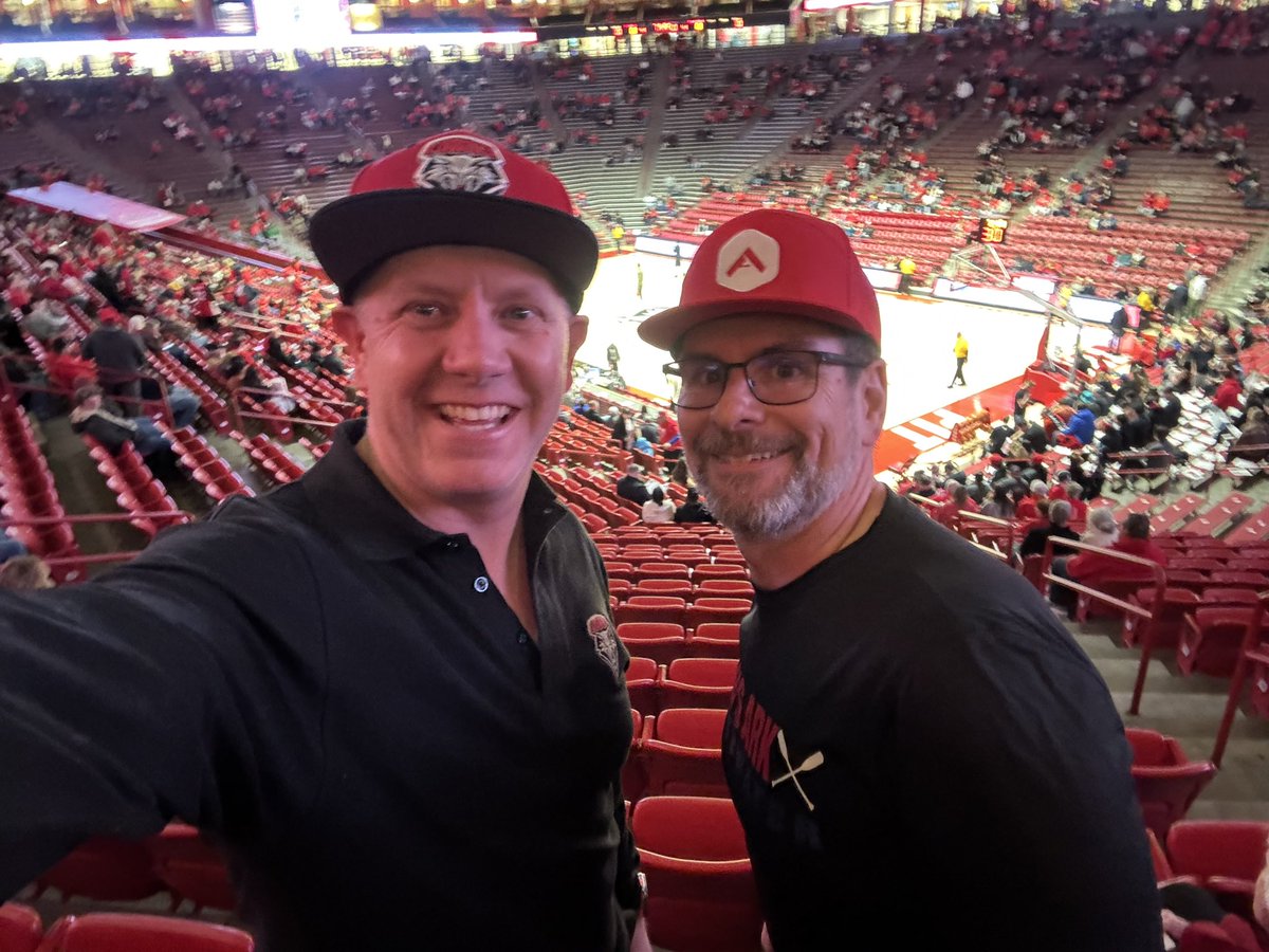 jaredbridge's tweet photo. #GoLobos https://t.co/lrMADCpeEJ