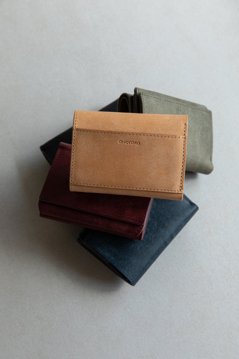 自然の恵みから生まれたイタリア製「Vegetable leather」を使用した