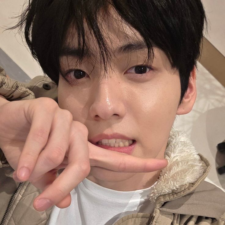 ryocrack's tweet image. 4 personas q amo
4 personas q lo hagan
@jncreible @ryomiomega @offlaraa @argenryo